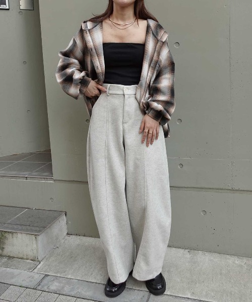 CORNERS(コーナーズ)の「ストレッチフェイクウールセンタープレスワイドパンツ(スラックス・レディース・ブラウン/オートミール/チャコールグレー・M)」の10枚目の写真