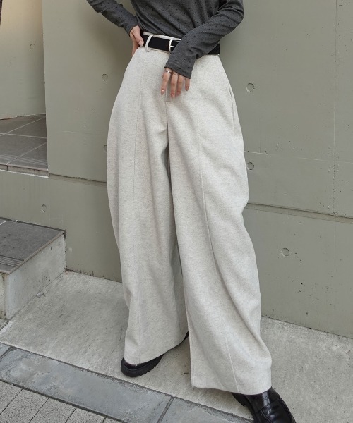 CORNERS(コーナーズ)の「ストレッチフェイクウールセンタープレスワイドパンツ(スラックス・レディース・ブラウン/オートミール/チャコールグレー・M)」の12枚目の写真