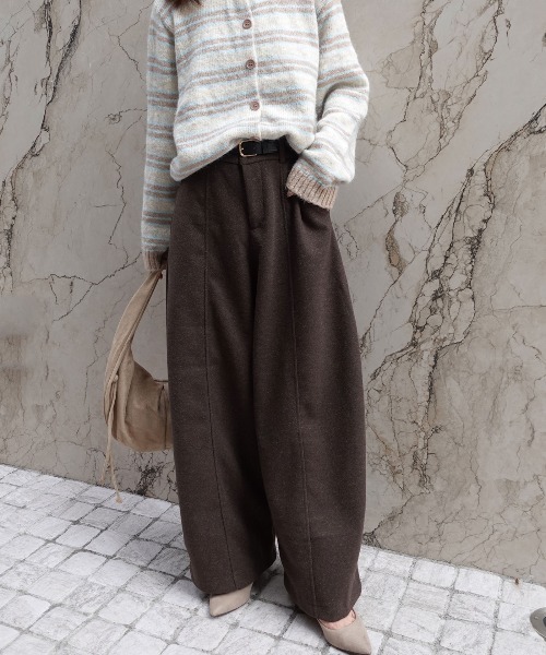 CORNERS(コーナーズ)の「ストレッチフェイクウールセンタープレスワイドパンツ(スラックス・レディース・ブラウン/オートミール/チャコールグレー・M)」の16枚目の写真