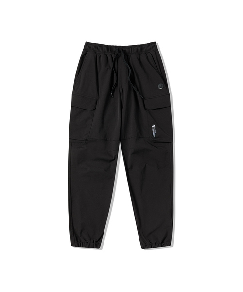 LIFE WORK（ライフワーク）の「L1 コイン ワッペン パネル カーゴ ジョガーパンツ（スウェットパンツ・レディース・ブラック/ダークカーキ・LARGE/MEDIUM）」の2枚目の写真