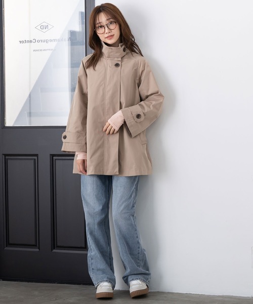 MAISONCOMFY (メゾンコンフィ)の「【スタンドAラインコート】きちんと感と上品さを兼ね備えた後ろ姿まで美しいAラインコート(トレンチコート・レディース・ブラック/ベージュ・FREE)」の4枚目の写真