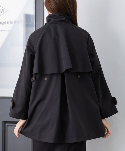 MAISONCOMFY (メゾンコンフィ)の「【スタンドAラインコート】きちんと感と上品さを兼ね備えた後ろ姿まで美しいAラインコート(トレンチコート・レディース・ブラック/ベージュ・FREE)」の7枚目の写真