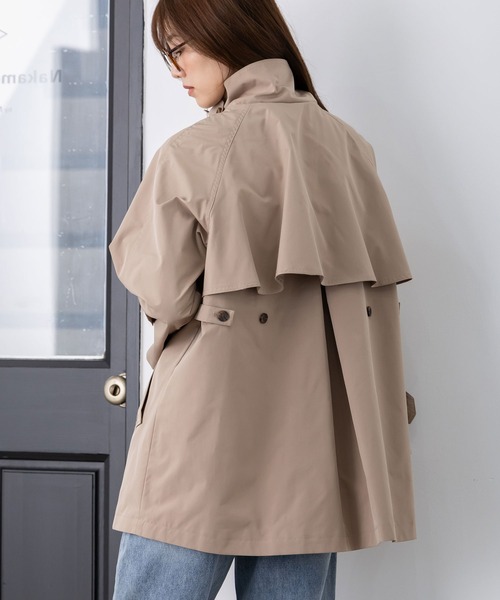 MAISONCOMFY (メゾンコンフィ)の「【スタンドAラインコート】きちんと感と上品さを兼ね備えた後ろ姿まで美しいAラインコート(トレンチコート・レディース・ブラック/ベージュ・FREE)」の16枚目の写真