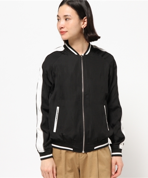 VENCEEXCHANGE(ヴァンスエクスチェンジ)の「袖切替サテンスカジャン (スカジャン・レディース・ブラック/ライトピンク・MEDIUM)」の3枚目の写真