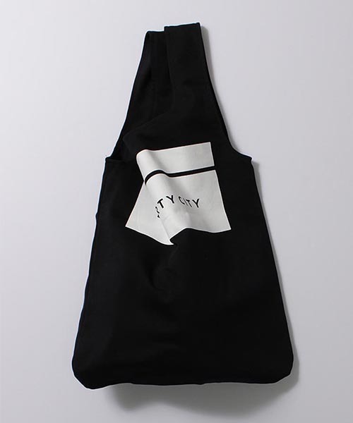 LIBERTY CITY（リバティシティ）の「【LIBERTY CITY/リバティーシティ】 [BOX LOGO] リバーシブル キャリアバッグ（トートバッグ・メンズ・ブラック・ONE SIZE）」の8枚目の写真