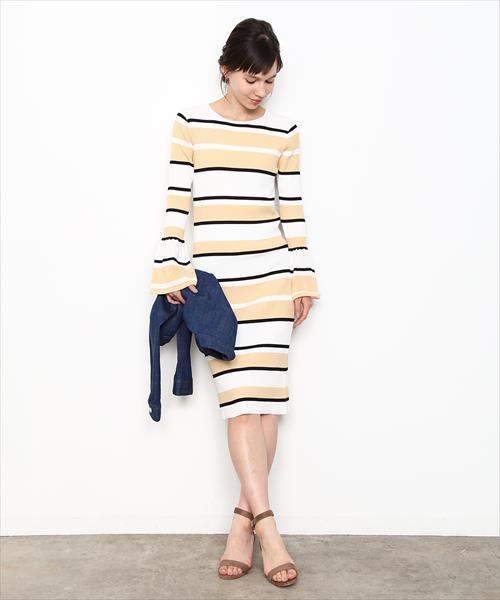 ADAM ET ROPE'(アダムエロペ)の「リブフリルスリーブドレス(ワンピース・レディース・キナリ/ダークオリーブ/イエロー系その他・FREE)」の16枚目の写真