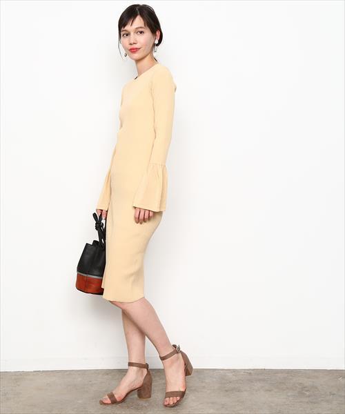 ADAM ET ROPE'(アダムエロペ)の「リブフリルスリーブドレス(ワンピース・レディース・キナリ/ダークオリーブ/イエロー系その他・FREE)」の10枚目の写真