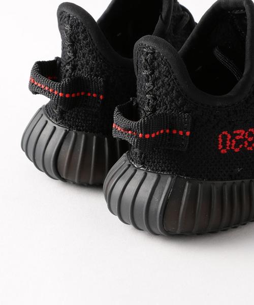 adidas Originals（アディダスオリジナルス）の「adidas Originals（アディダス　オリジナルス）Yeezy Boost 350 V2 INFANT（スニーカー・キッズ・ブラック・14.5cm/13.0cm/12.0cm/14.0cm）」の2枚目の写真