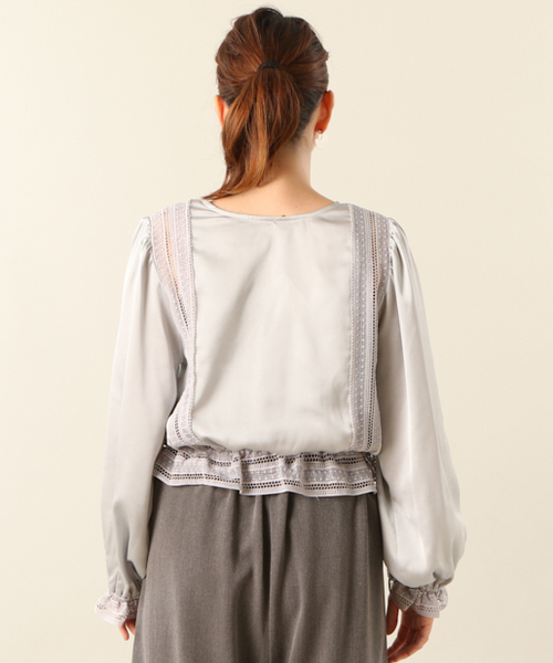 mystic（ミスティック）の「レース使い長袖ブラウス（シャツ/ブラウス・レディース・キャメル/オフホワイト/グレー/ブラック・FREE）」の8枚目の写真