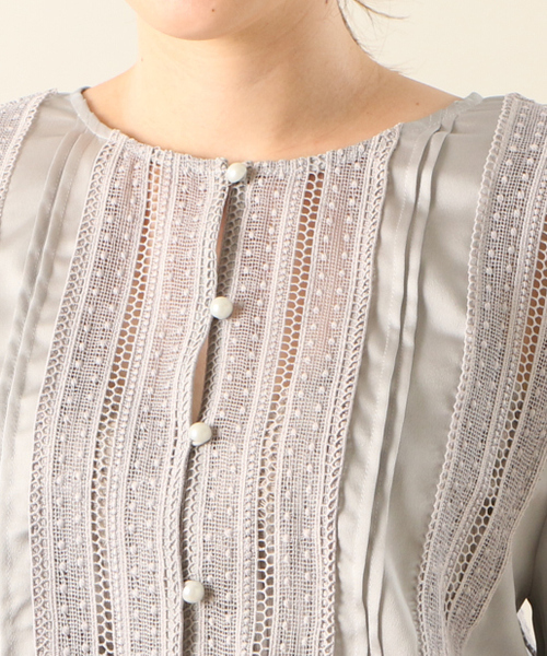 mystic（ミスティック）の「レース使い長袖ブラウス（シャツ/ブラウス・レディース・キャメル/オフホワイト/グレー/ブラック・FREE）」の9枚目の写真