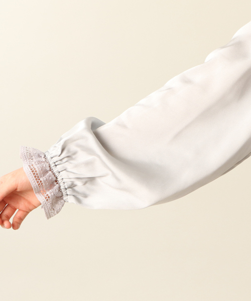 mystic（ミスティック）の「レース使い長袖ブラウス（シャツ/ブラウス・レディース・キャメル/オフホワイト/グレー/ブラック・FREE）」の10枚目の写真