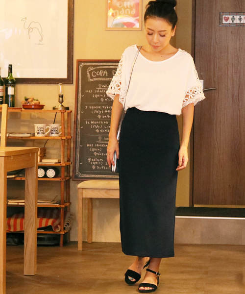 reca(レカ)の「透かしライン ゆったり 袖花柄レースカットソー(Tシャツ/カットソー・レディース・ホワイト/ブラック/ネイビー・FREE)」の19枚目の写真