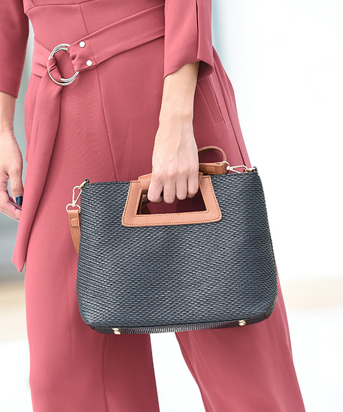 Eldia'lu（エルディアル）の「スクエアバイカラー2wayバッグ（クラッチバッグ・レディース・ブラック/ベージュ・FREE）」の2枚目の写真