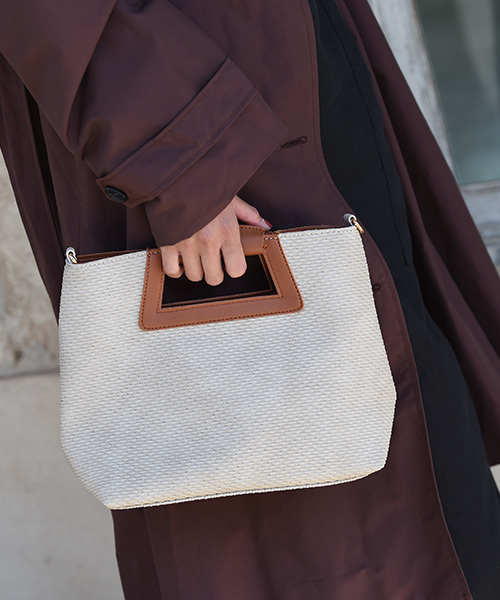 Eldia'lu（エルディアル）の「スクエアバイカラー2wayバッグ（クラッチバッグ・レディース・ブラック/ベージュ・FREE）」の17枚目の写真