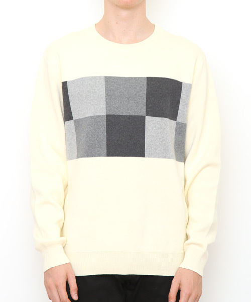 Design Tshirts Store graniph（デザイン　ティーシャツ　ストア　グラニフ）の「ヘヴィーウェイトチェックラインニット（ニット/セーター・メンズ・オフホワイト・LARGE/SMALL/MEDIUM）」の4枚目の写真