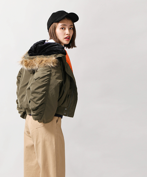 WEGO（ウィゴー）の「WEGO/ボリュームギャザーN2-B（ミリタリージャケット・レディース・ブラック/カーキ/ライトピンク・FREE）」の5枚目の写真