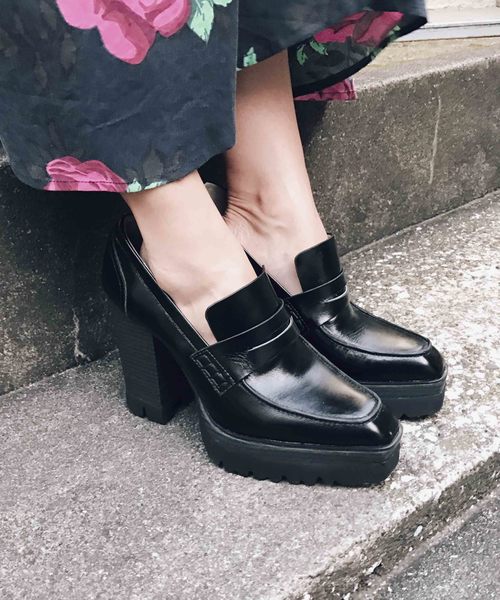 Ameri(アメリ)の「PLATFORM LOAFER(ローファー・レディース・ブラック/ライトブルー・SMALL/MEDIUM/LARGE)」の2枚目の写真