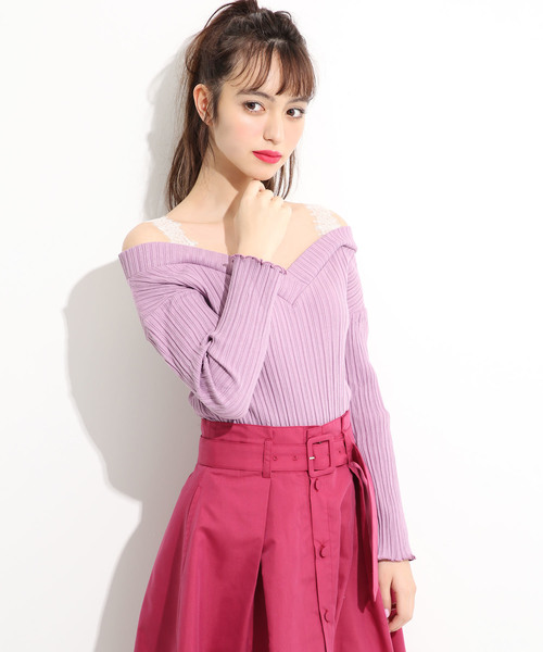 one after another NICE CLAUP(ワンアフターアナザーナイスクラップ)の「Vあき肩レーストップス(Tシャツ/カットソー・レディース・ブラック/パープル/グレー/オフホワイト・フリー)」の11枚目の写真
