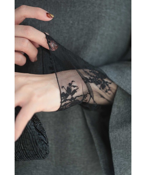 cawaii(カワイイ)の「ハイネック シアーレース刺繍トップス(シャツ/ブラウス・レディース・ベージュ/ブラック・M/XL/L)」の17枚目の写真