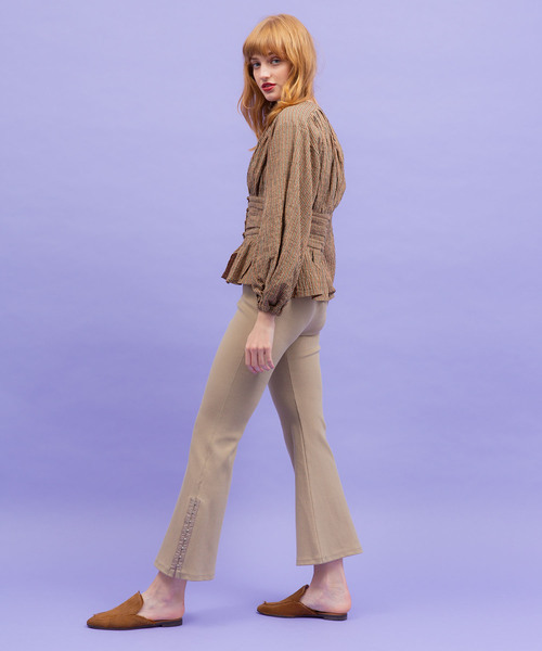 UNITED TOKYO（ユナイテッドトウキョウ）の「サイドホックリブフレアパンツ（その他パンツ・レディース・ブラック/ベージュ・1）」の20枚目の写真