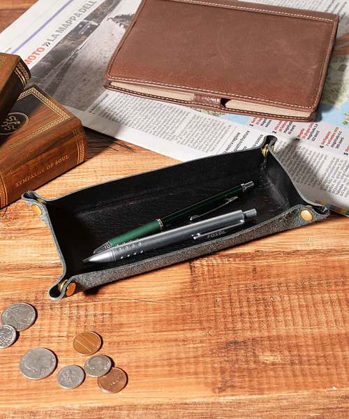 Add+（アッド）の「＜Add+ TOCHIGI LEATHER＞ペントレー 栃木レザー ＜MADE IN JAPAN＞（インテリア雑貨 ...