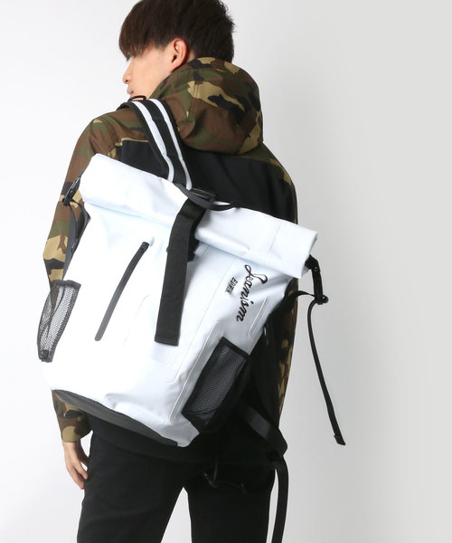 ホワイト ロールトップリュック Lazar（ラザル）の「Jeanism EDWIN/ジーニズムエドウイン 防水