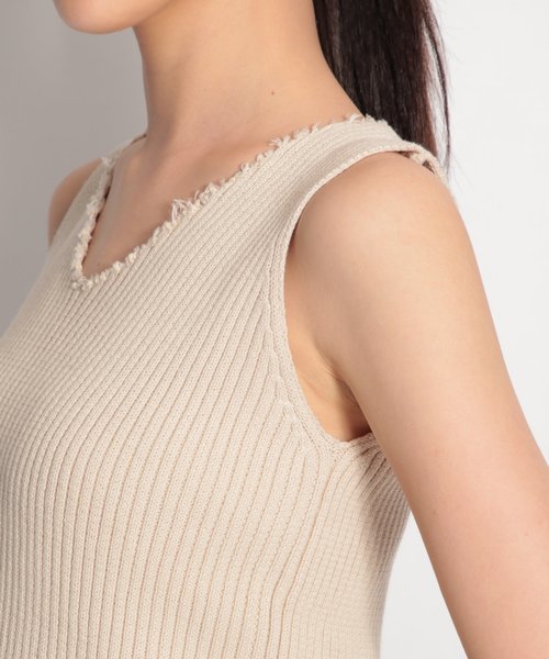 niko and...（ニコアンド）の「ホズホズニットタンク（ニット/セーター・レディース・アイボリー/ブラック/ボルドー/キャメル/ライトグリーン/ライトブラウン/ナチュラル・LARGE/MEDIUM）」の14枚目の写真