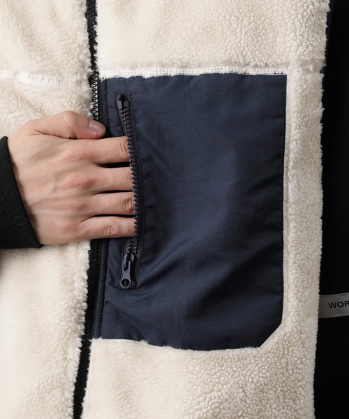 JUNRED（ジュンレッド）の「ボアフリースZIPベスト（ベスト・メンズ・ホワイト/ブラック/ブラウン・M/L）」の4枚目の写真