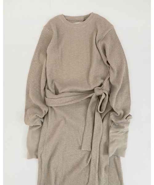 TODAYFUL（トゥデイフル）の「ラップラウンドリブドレス（ワンピース・レディース・オートミール/キャメル・36inch/38inch）」の3枚目の写真