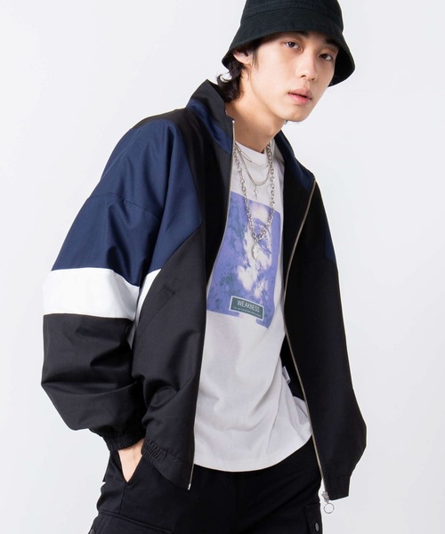 WEGO（ウィゴー）の「WEGO/TRカラーブロックスタンドブルゾン（ブルゾン・メンズ・ベージュ/ブラック/ワイン/ダークグリーン/ブラック系その他・LARGE/MEDIUM）」の2枚目の写真