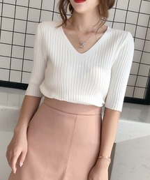 春に便利な万能 白ニット きれいめスカートと合わせる大人コーデ8選 Zozotown