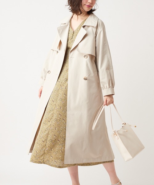 natural couture(ナチュラルクチュール)の「フレアヨーク女優トレンチコート(トレンチコート・レディース・ベージュ/ミント/ラベンダー/ライトベージュ・FREE)」の15枚目の写真