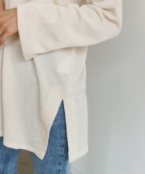 Auntie Rosa Holiday（アンティローザホリデー）の「Vネックスリットリブチュニック（Tシャツ/カットソー・レディース・ブラック/ネイビー/ナチュラル/ベージュ・FREE）」の15枚目の写真