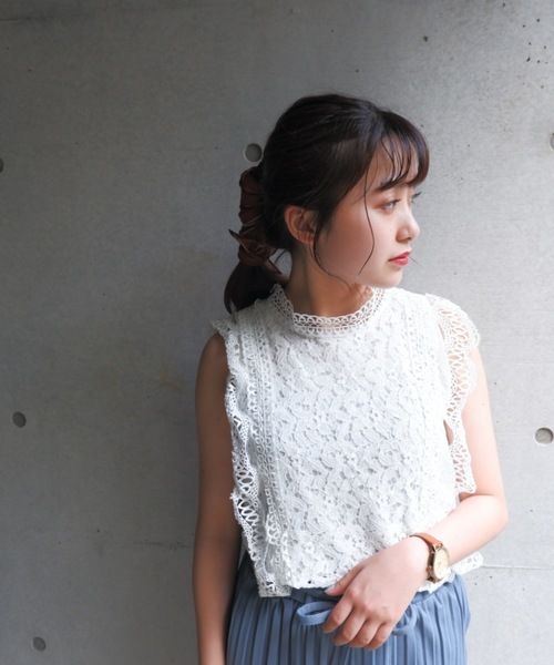 FUN.TRINITY(ファン トリニティー)の「ノースリケミカルレース(シャツ/ブラウス・レディース・ブラック/アイボリー/モカ・FREE)」の2枚目の写真