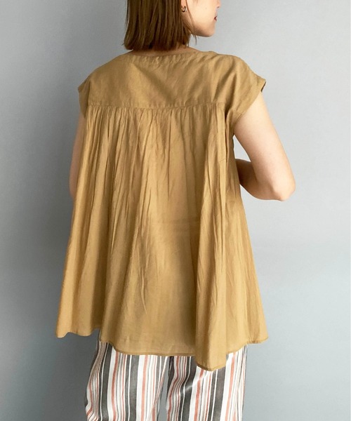 PICCIN(ピッチン)の「コットンボイルピンタックブラウス(シャツ/ブラウス・レディース・ブラック/ベージュ/オフホワイト/ピンク/ブルー/グリーン・M)」の22枚目の写真