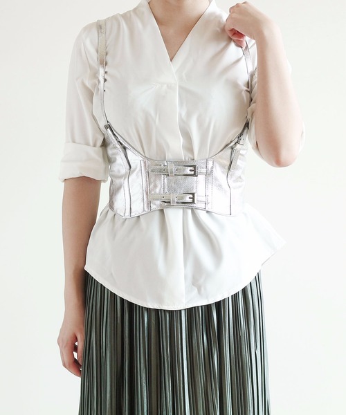 LA VORAGINE（ラ ヴォラジネ）の「サスペンダー太ベルト / ハーネス ワイドベルト（ベルト・レディース・ベージュ/ブラック/キャメル/イエロー系その他/ブラック系その他/ホワイト/ブラウン/シルバー・FREE）」の13枚目の写真