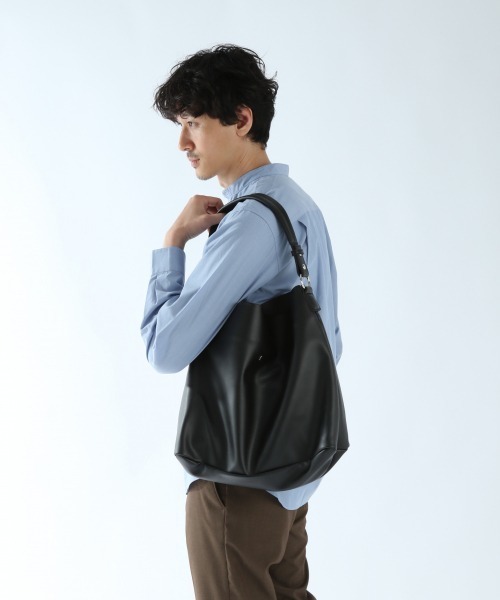 GLOBAL WORK（グローバルワーク）の「アーバンキャリーショルダー/891511（ショルダーバッグ・メンズ・ブラック/グレー・FREE）」の5枚目の写真