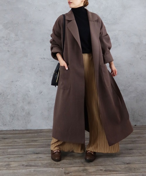 Riberry（リベリー）の「サイドスリットBIGロングコート（チェスターコート・レディース・ブラック/ブラウン/ブルー/アイボリー/モカ・MEDIUM/LARGE）」の4枚目の写真