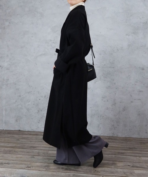 Riberry（リベリー）の「サイドスリットBIGロングコート（チェスターコート・レディース・ブラック/ブラウン/ブルー/アイボリー/モカ・MEDIUM/LARGE）」の8枚目の写真