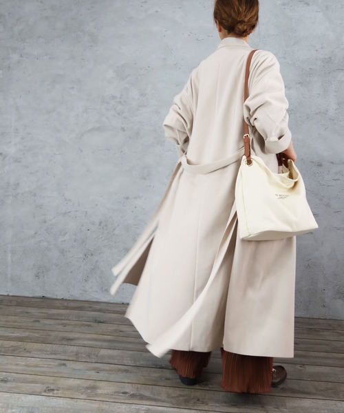 Riberry（リベリー）の「サイドスリットBIGロングコート（チェスターコート・レディース・ブラック/ブラウン/ブルー/アイボリー/モカ・MEDIUM/LARGE）」の18枚目の写真