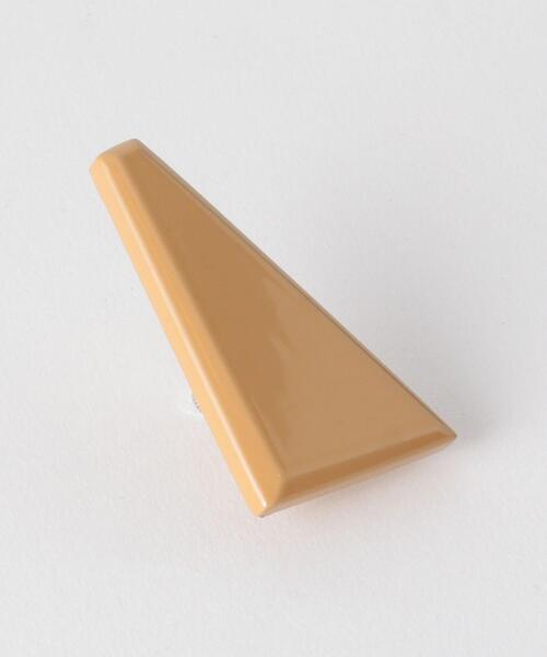 LOEFF(ロエフ)の「別注<Haute Joaillerie AKIO MORI(オート ジュエラー アキオ モリ)> 白漆 トライアングル イヤリング(イヤリング・レディース・オフホワイト・FREE)」の3枚目の写真