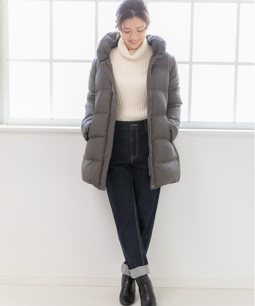 PREFERIR(プレフェリール)の「ダウンコート ミドル丈(ダウンジャケット/コート・レディース・ブラック/ベージュ/チャコールグレー・SMALL/LARGE/MEDIUM)」の4枚目の写真