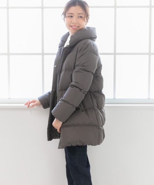 PREFERIR(プレフェリール)の「ダウンコート ミドル丈(ダウンジャケット/コート・レディース・ブラック/ベージュ/チャコールグレー・SMALL/LARGE/MEDIUM)」の8枚目の写真