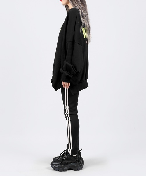 DING（ディング）の「DING/MEMBERビッグスウェット（スウェット・レディース・ブラック/ブルー・FREE）」の3枚目の写真