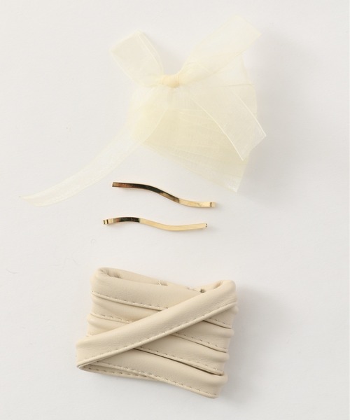 Heather（ヘザー）の「ポニーワイヤーアレンジセット 919028（その他ヘアアクセサリー・レディース・オフホワイト/アイボリー/ベージュ系その他/ホワイト系その他/ブラウン系その他・ONESIZE）」の4枚目の写真