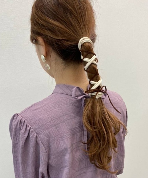 Heather（ヘザー）の「ポニーワイヤーアレンジセット 919028（その他ヘアアクセサリー・レディース・オフホワイト/アイボリー/ベージュ系その他/ホワイト系その他/ブラウン系その他・ONESIZE）」の17枚目の写真