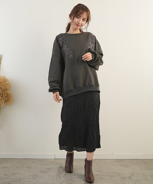 Futier land(フューティアランド)の「コード刺繍バルーンスリーブプルオーバー(スウェット・レディース・アイボリー/ブラック/ブラウン/グレイッシュベージュ・FREE)」の21枚目の写真
