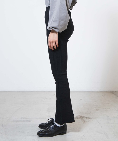 WEGO（ウィゴー）の「WEGO/リブフレアパンツ（スラックス・レディース・ブラック・FREE）」の5枚目の写真