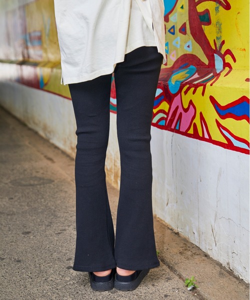 WEGO（ウィゴー）の「WEGO/リブフレアパンツ（スラックス・レディース・ブラック・FREE）」の11枚目の写真