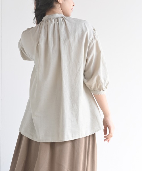 rps（アールピーエス）の「テンセル綿麻バンドカラー７分袖シャツ（シャツ/ブラウス・レディース・オフホワイト/グレイッシュベージュ/ライトカーキ/ブルー/ストライプ/ブラック/チェック・M/フリー）」の15枚目の写真